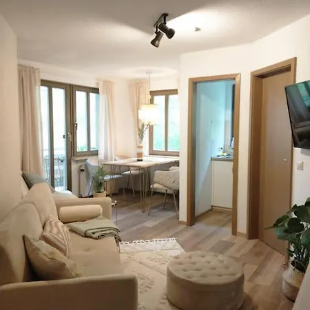 Waldrand Apartamento *